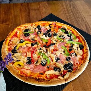 Pizza Speciala Ø 32cm