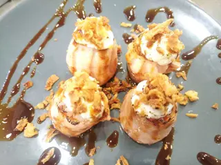 Gunkan Salmão