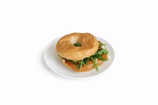 Baguel Mixto Serrano Con Rúcula