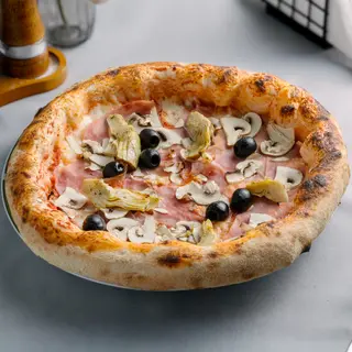 Pizza Capricciosa Ø32cm