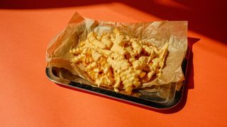 ფრი ყველის სოუსით