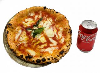 Margherita + Bibita a scelta