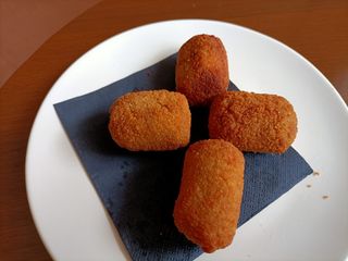 Croquetas Carrilleras Al Vino Tinto  (4 Uds.)