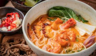 КОКОСОВИЙ СУП З МОРЕПРОДУКТАМИ (700г)