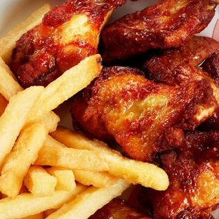 Alitas De Pollo Con Patata