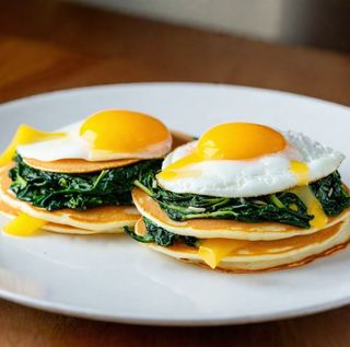 Naleśnik 2 szt. ze szpinakiem, ser żółty, jajko