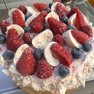 Meringata ai frutti di bosco 850gr