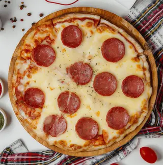 Pizza salamino