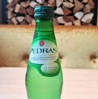 Água de Pedras Água Mineral Com Gás, Sabor Natural.