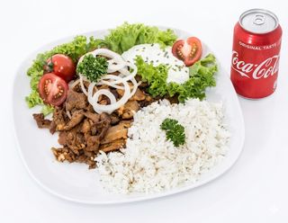 24 Piatto kebab con riso menù