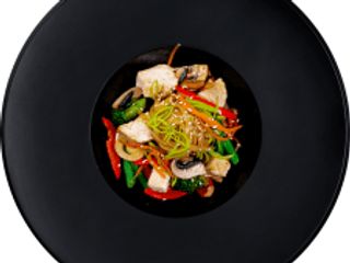 Удон з куркою в теріякі 300г (300g)