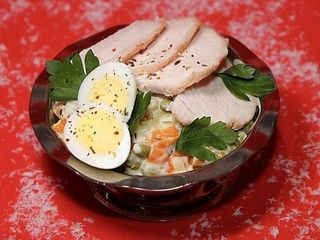 Олів'є з індичкою (200g)