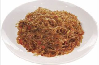 96. Spaghetti di soia con carne piccanti