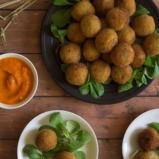 Croqeutas Vegana Con Salsa vegana 3uni