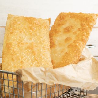 Pastel de Carne e Catupiry