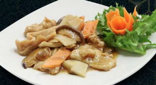 71 Maiale con funghi