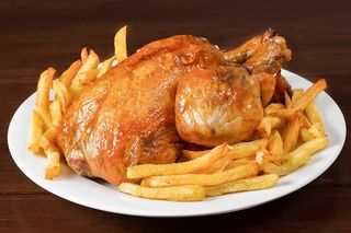 Poulet rôti entier et frites