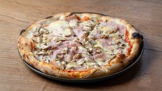 Capriccoza pizza velika