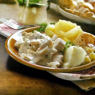 Piletina sa šampinjonima