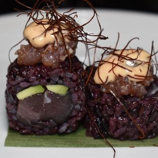 U23. Black spicy tuna - 4 pezzi