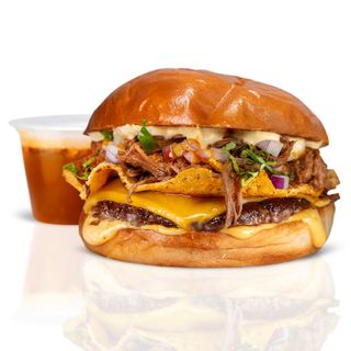 BIRRIA BURGER  ft. Dos Coyotes (CH)