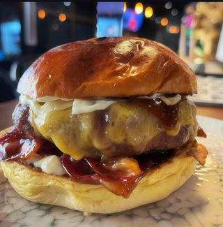 BBQ bacon cheeseburger