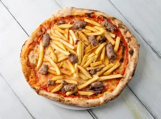 Pizza salsiccia e patatine