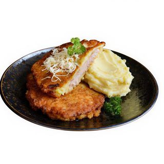 15. Lomo Rebozado Y Queso