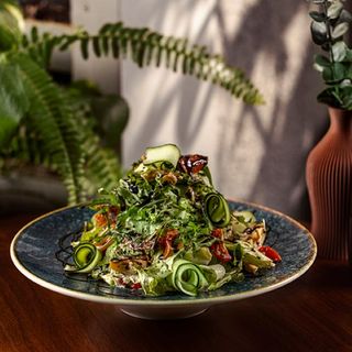 მრგვალი ბაღის სალათი