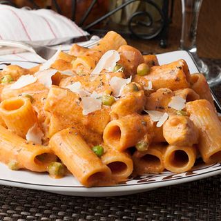 Rigatoni and  chicken