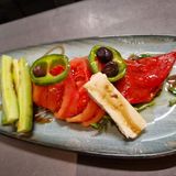 Салата "Сюгюш с турско сирене"