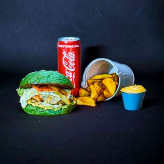 Combo: Blue Hulk Burger®