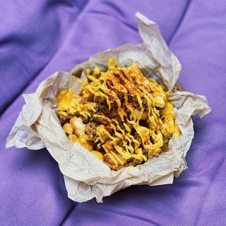 LOADED FRIES / კარტოფილი სეიტანით
