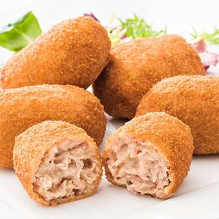 23. Croqueta de cocido 6und