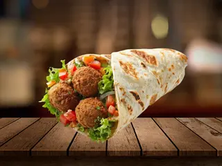 FALAFEL ZAWIJANIEC