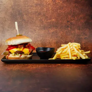 Chili burger