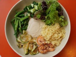 Боул з креветкою і кус кусом (180g)