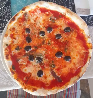 Pizza Napoli (33 Cm.)