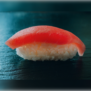 Суші з тунцем (1шт/35г)