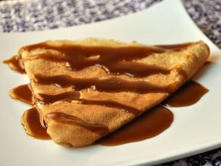 crêpe caramel
