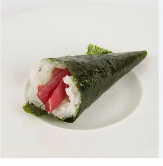 065. Temaki tonno