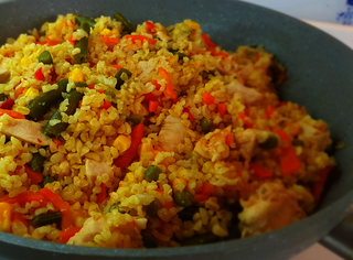 Куряче філе по-мексиканськи з овочами та булгуром (410г)