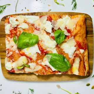 Margherita Bufala Roman Pizza ( 40 x 30cm ) ~ 900g