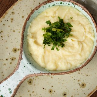 Картопляне пюре з сулугуні