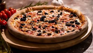 Pizza Vesuvio Ø32cm