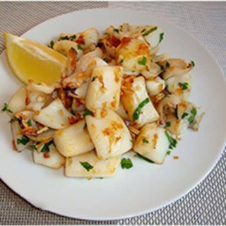 Sepia Troceada A La Plancha Con Ajo Y Perejil