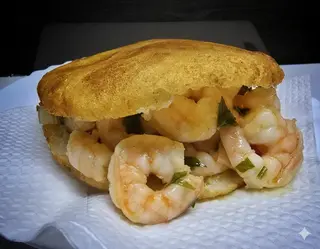 Arepa Camarão