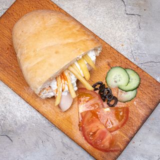 Тост с пилешко филе среден 1бр