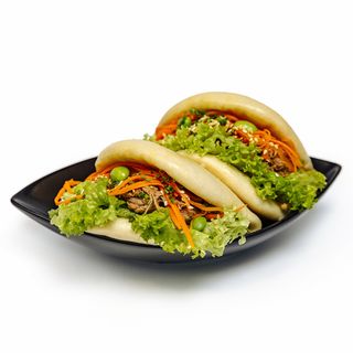 Bao z wieprzowiną Tonkatsu 