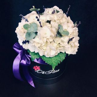 Aranjament cu Hortensie și Levănțică